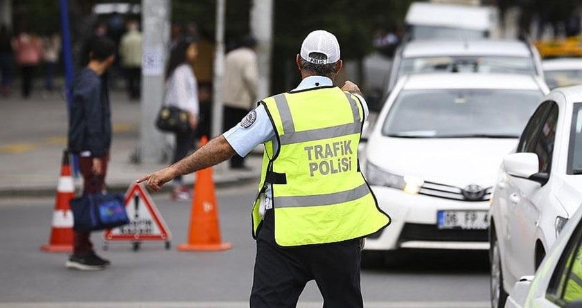 Trafikte bunları yapan sürücülere hapis cezası geliyor
