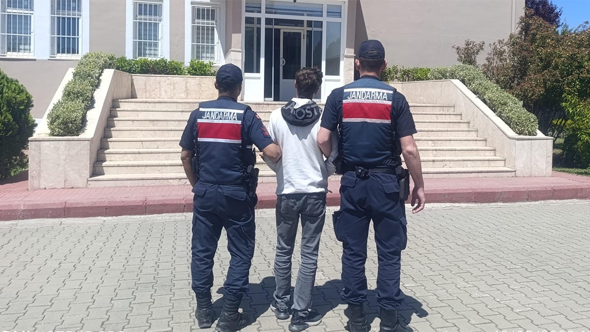 MİT çalışanıyım dedi, 10 milyon TL dolandırdı