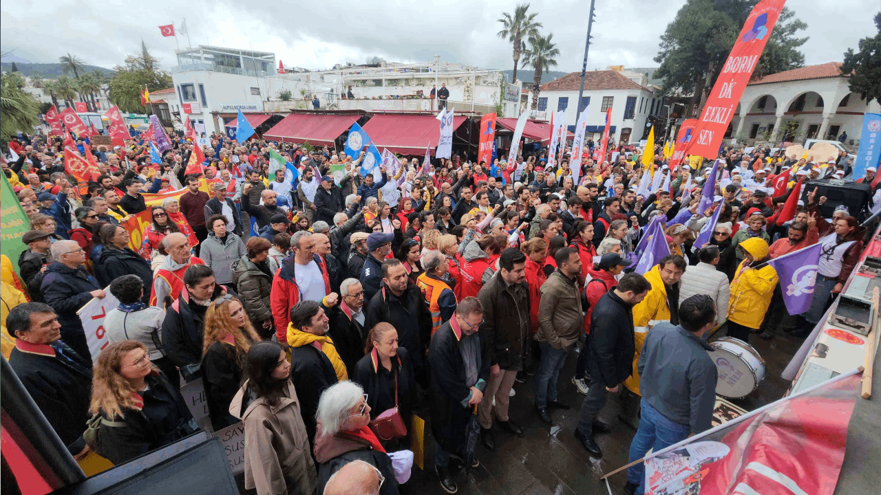 Bodrum’da yağmur altında 1 mayıs coşkusu