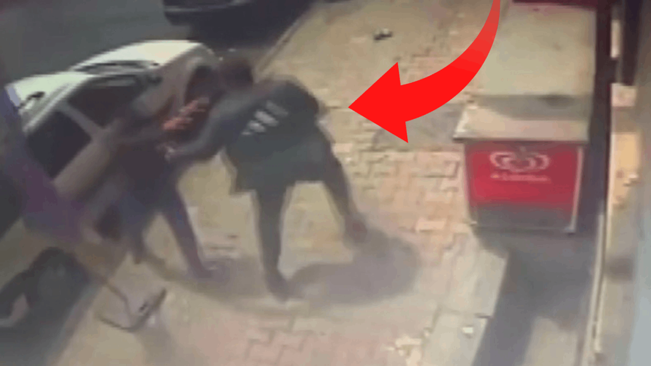 Takside unutulan eşyası yüzünden yoldan geçeni öldürdü