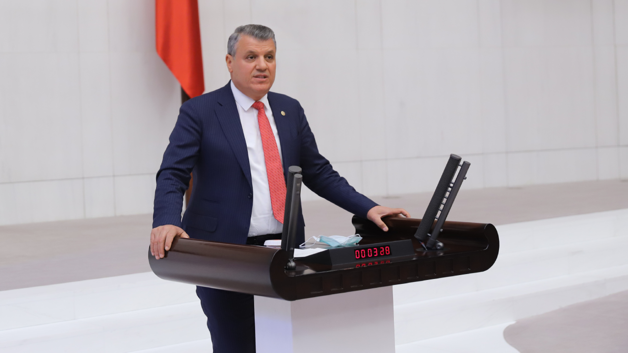 Ayhan Barut'tan sağlık emekçileri için çözüm çağrısı