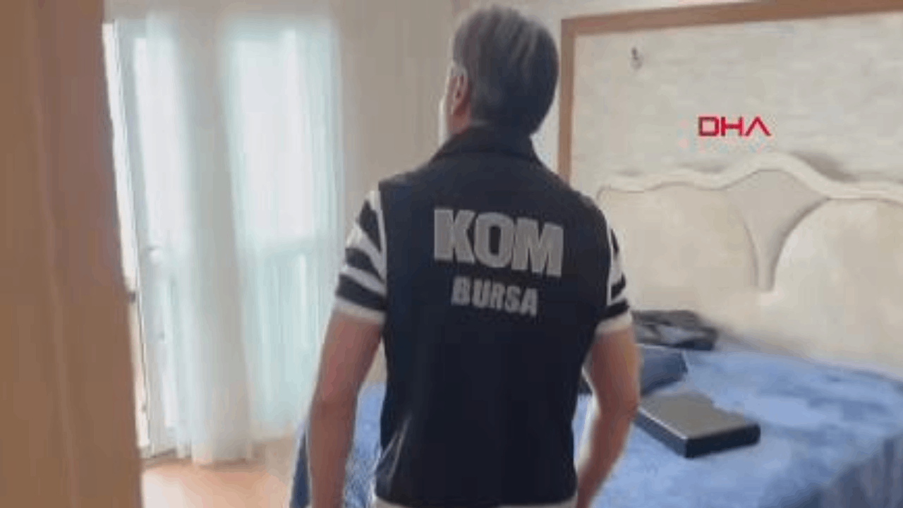 Bursa’da 1013 adet altın ve gümüş sikke ile kağıt para yakalandı