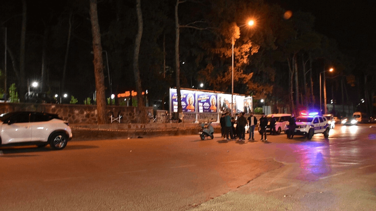 İzmir'deki kavga can aldı: Silahve beyzbol sopalarıyla saldırdılar