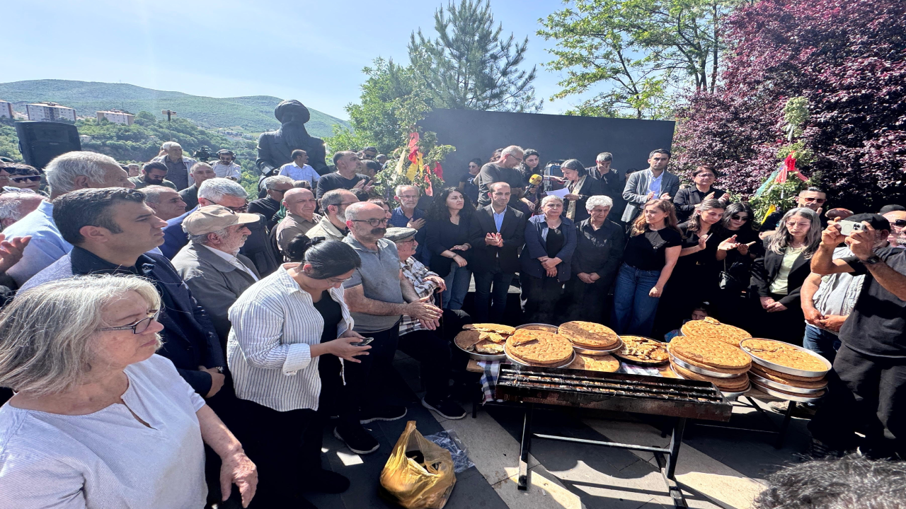 Böyle olur AKP’nin diyalog süreci: Tunceli’de PKK yöneticilerine anma