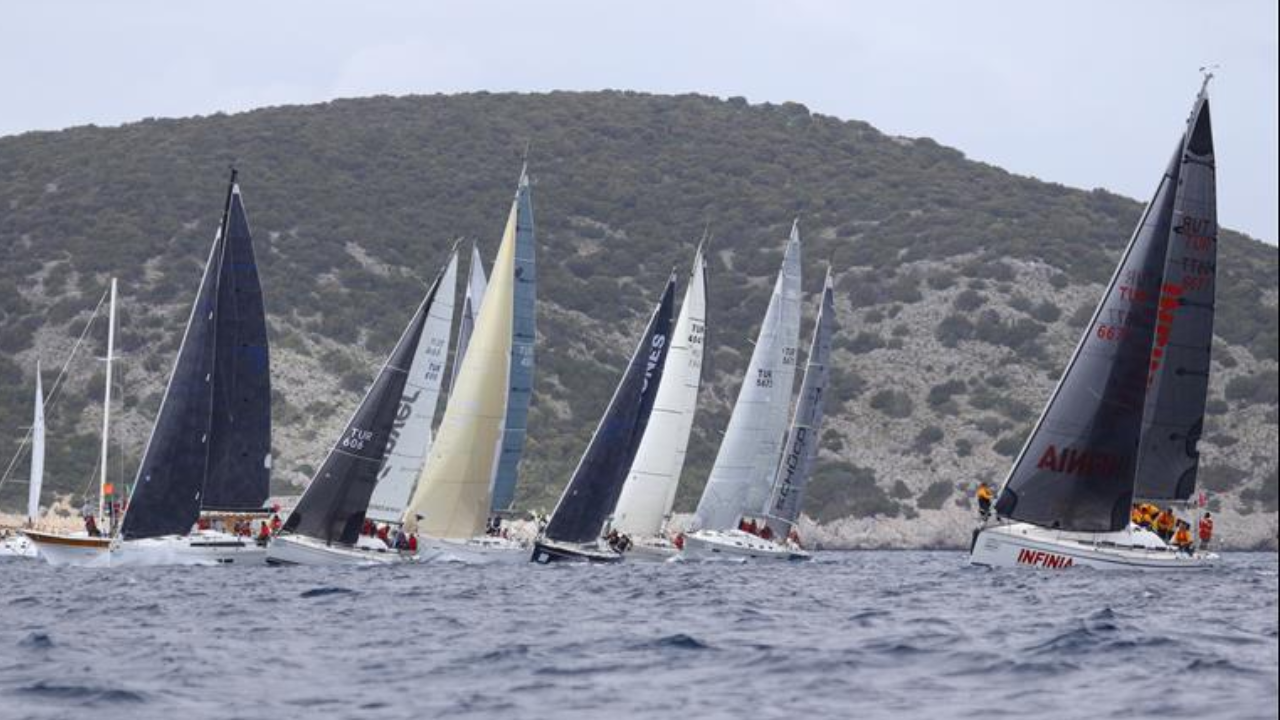 Bodrum’da Kış Trofesi yelken yarışlarını Okami zirvede tamamladı