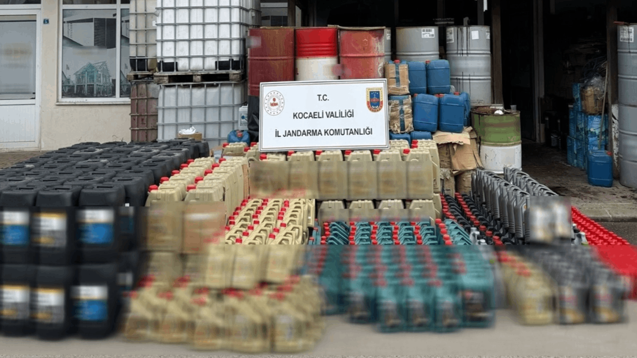21 bin 600 litre sahte madeni yağ ele yakalandı