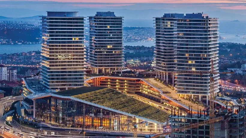 İstanbul'un en prestijli AVM'si satılacak mı? Resmi açıklama geldi