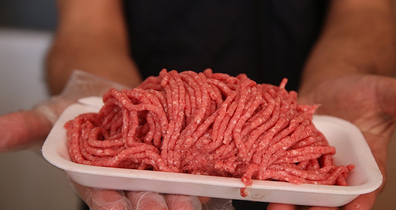 009202311202328subat11aa30142867jpg-xAcXLSropEO0B8GvNriBzA 2 kıyma markası için acil iade kararı: 'Geçen hafta marketten alanlar geri getirsin'