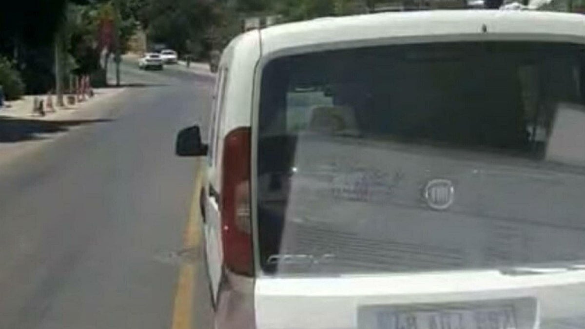 Ambulansa yol vermeyen sürücüye ödül gibi ceza: O anlar kamerada