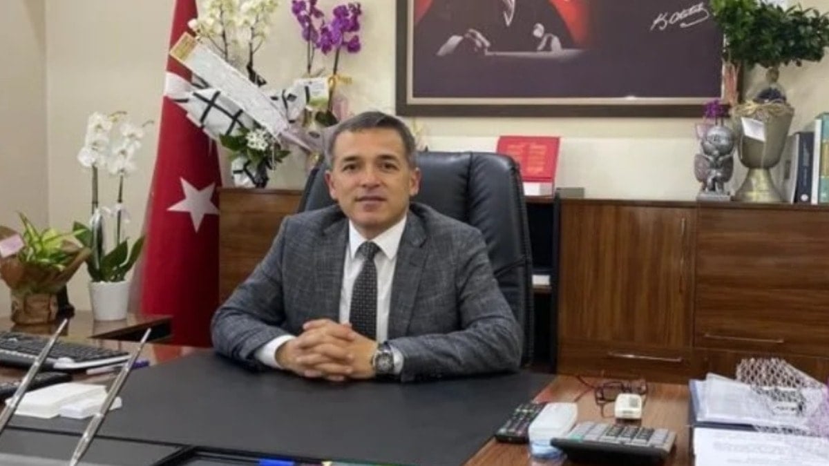 Görev süresi 2026'ya uzatılmıştı: İl Sağlık Müdürü bir anda görevden alındı
