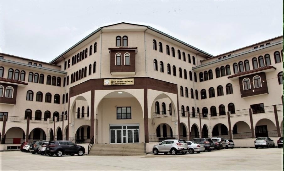 Okulda çiçek vakası görüldü, okulda eğitime yıl sonuna kadar ara verildi