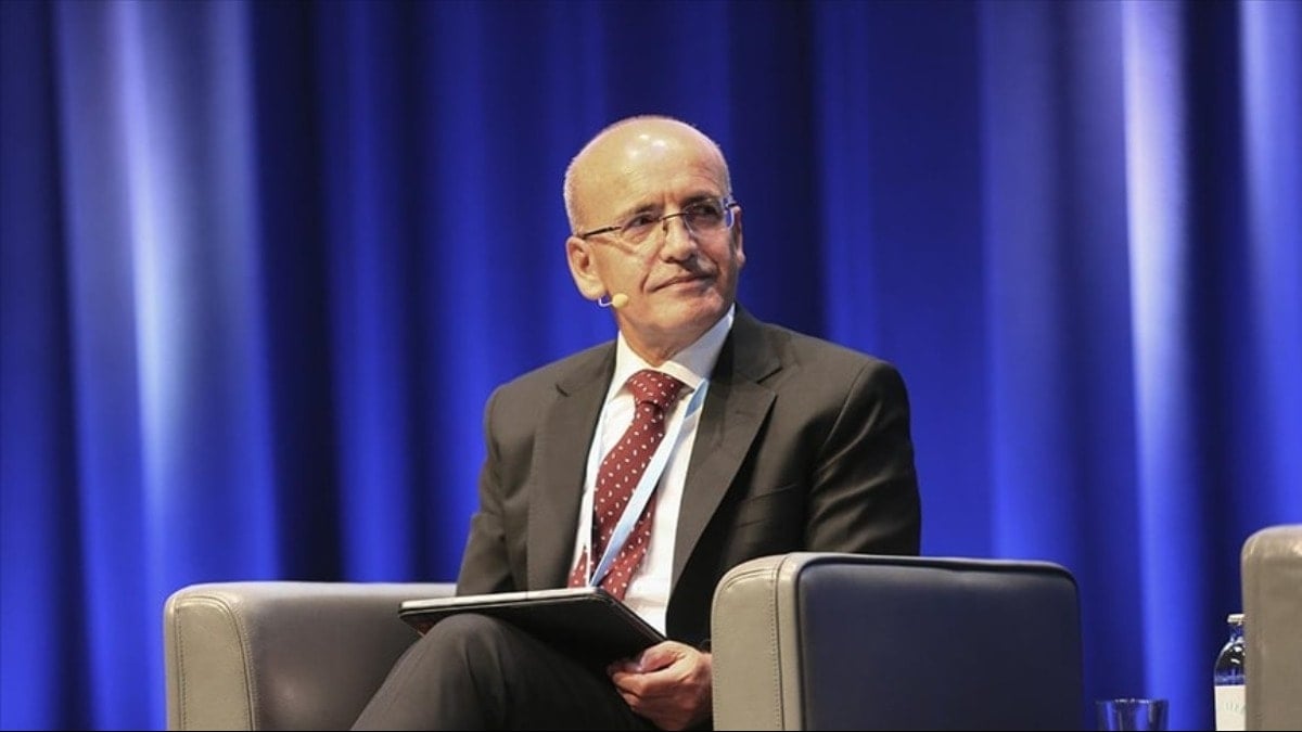 AKP’de Mehmet Şimşek çatlağı büyüyor! Bir gazete daha hedef aldı