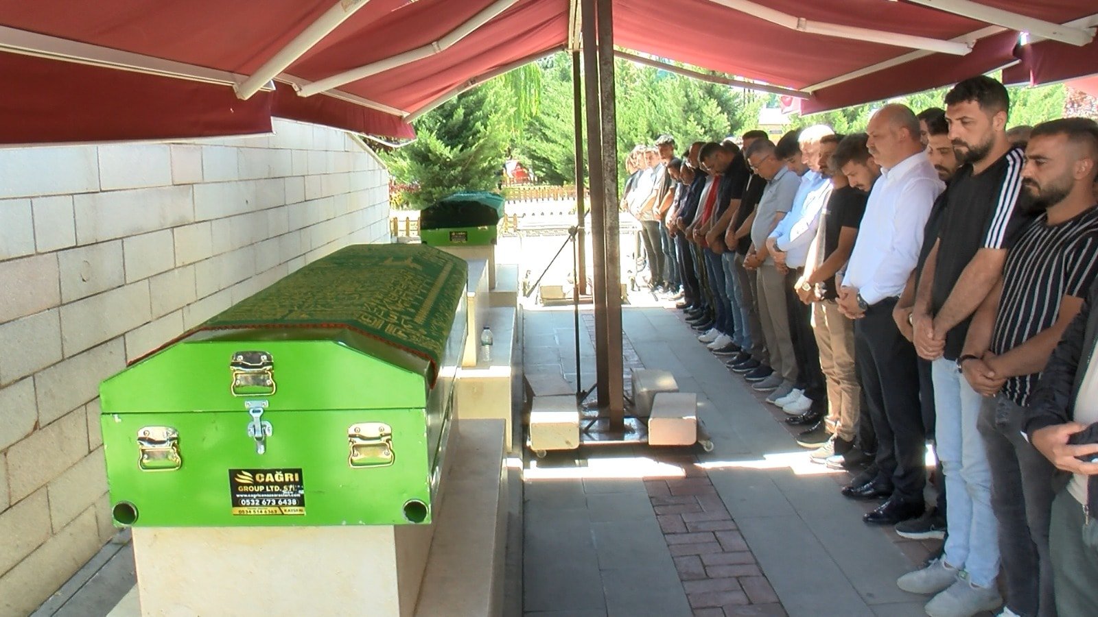 Ankara'da lityum fabrikasındaki sızıntıda ölen 2 işçi toprağa verildi