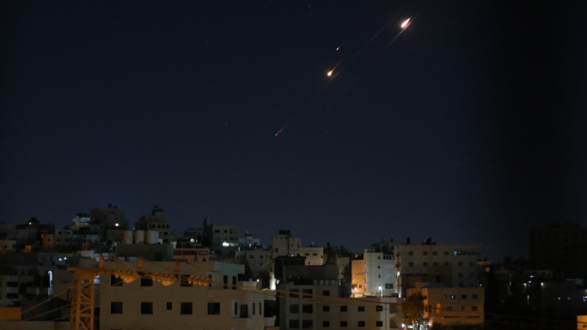 Son dakika.. İran 5. dalga füze saldırısını başlattı