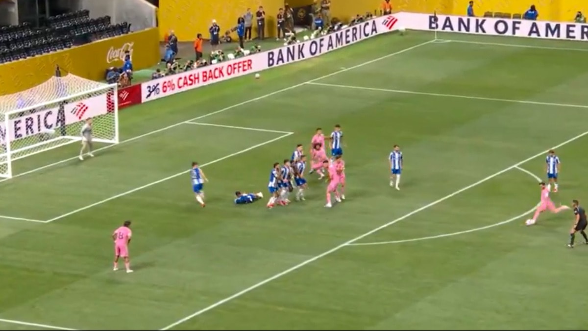 Messi enfes attı! Takımını ipten aldı