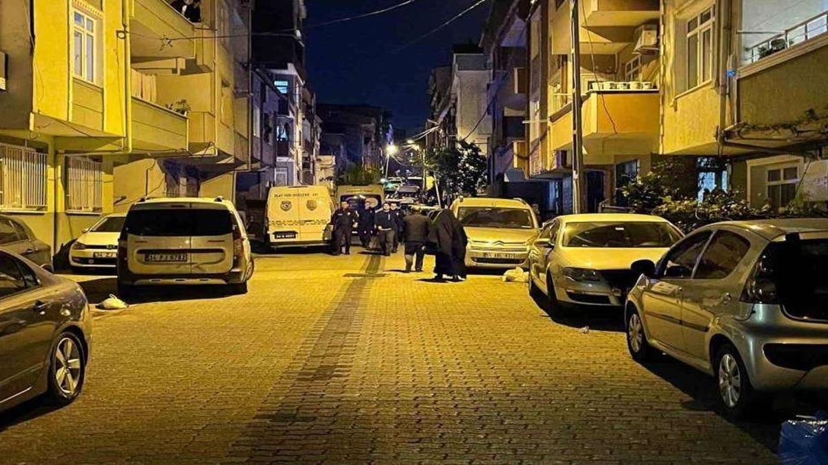Küçükçekmece'de 65 yaşındaki kişi evinde ölü bulundu