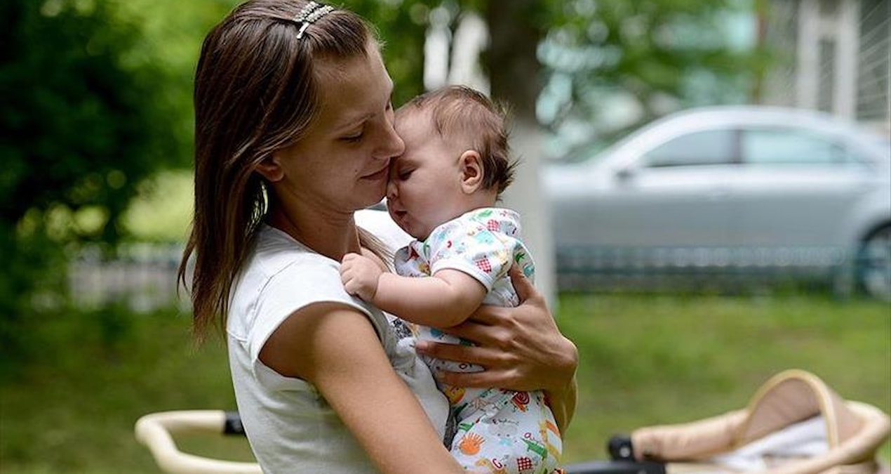 Anne Adayları ve Yeni Anneler İçin Hayati Destek: Sağlık Bakanlığı'nın 'Annelik Yolculuğu' Uygulaması!