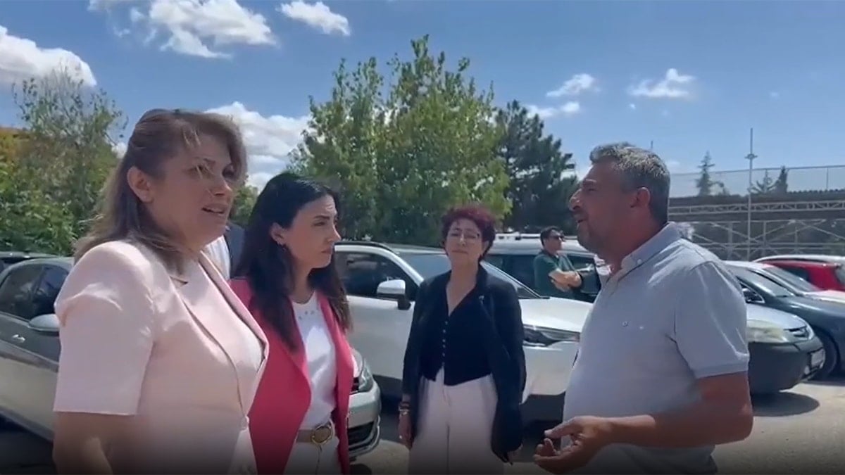 Çocuğunu sınava götüren babadan yürek yakan sözler