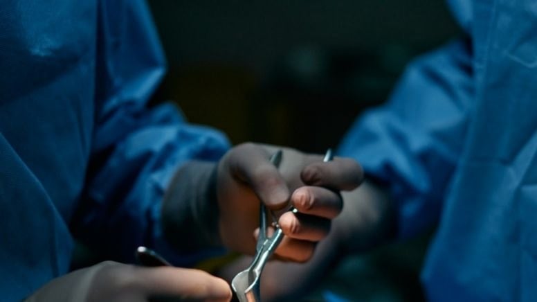 Sağlıkta skandal bir olay daha! Doktor, hastasından 'bıçak parası' istedi