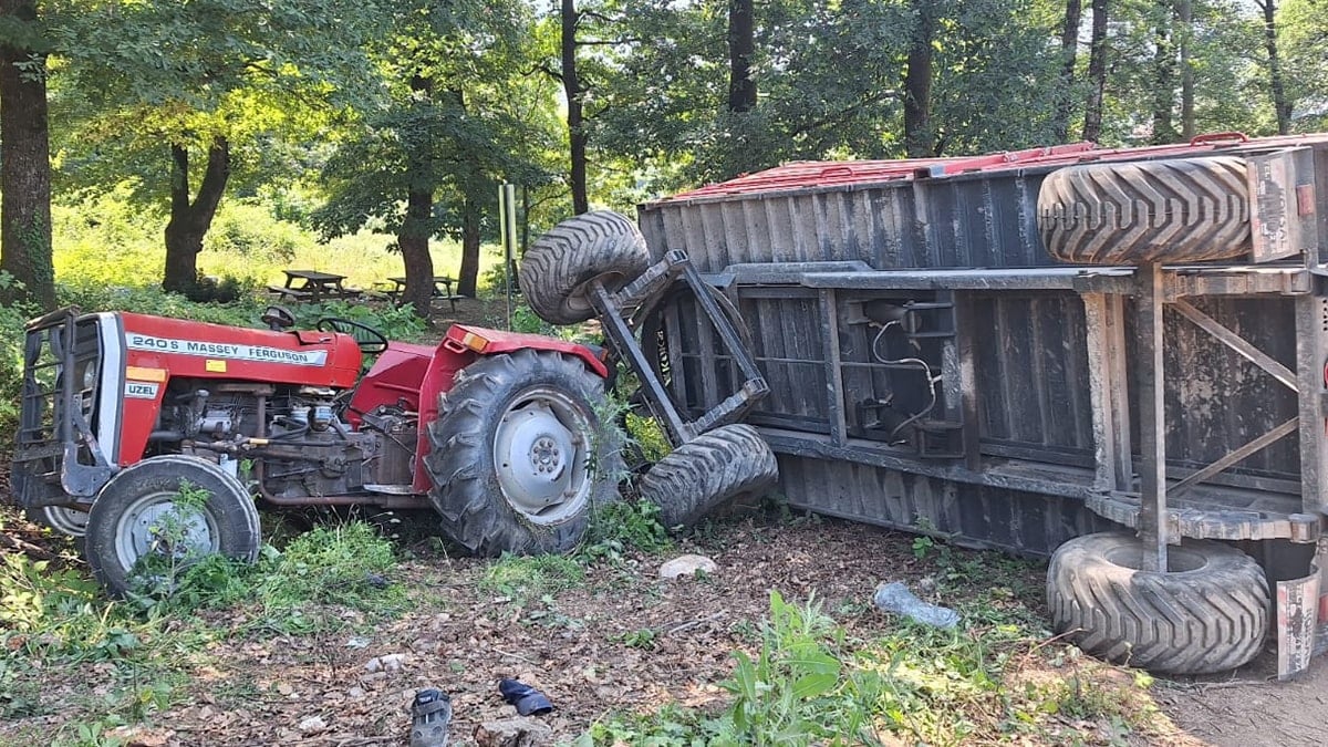 Sakarya'da traktör devrildi: Talihsiz sürücü 10 günlük yaşam savaşını kaybetti.