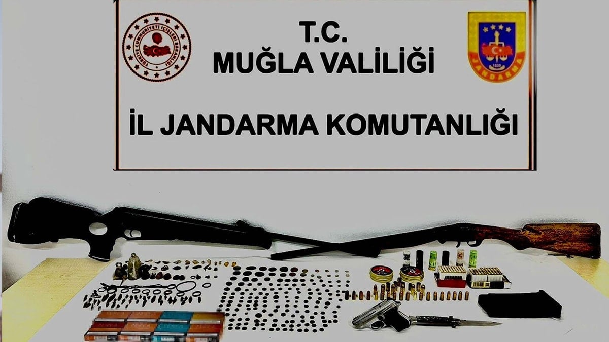 Muğla'da tarihi eser ve ruhsatsız silah operasyonu