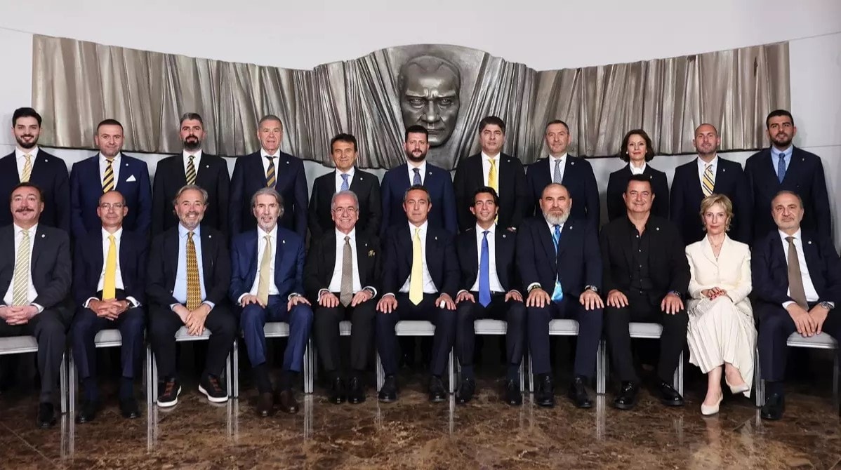 F.Bahçe yönetiminde ayrılık depremi! Acun Ilıcalı'dan sonra iki istifa daha