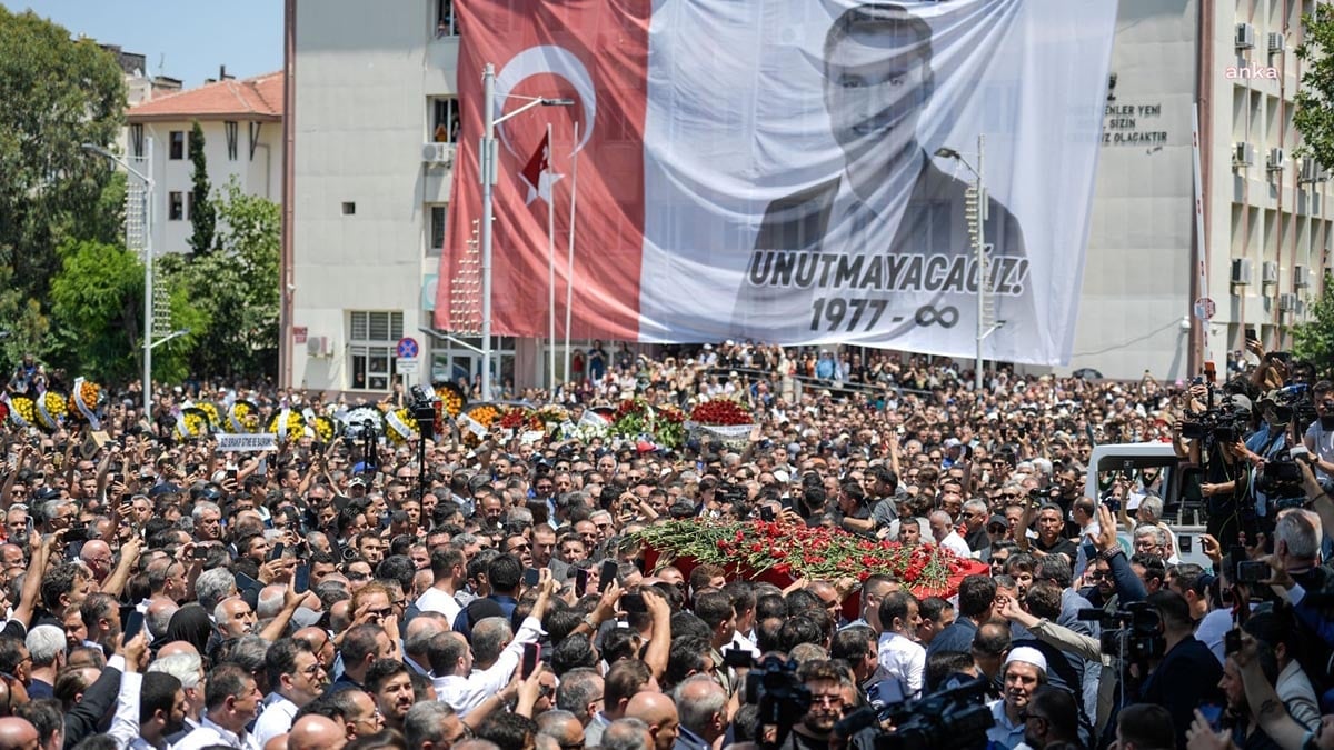 Ferdi Zeyrek’in ismi, İzmir’in Kiraz ilçesinde bir parka verildi