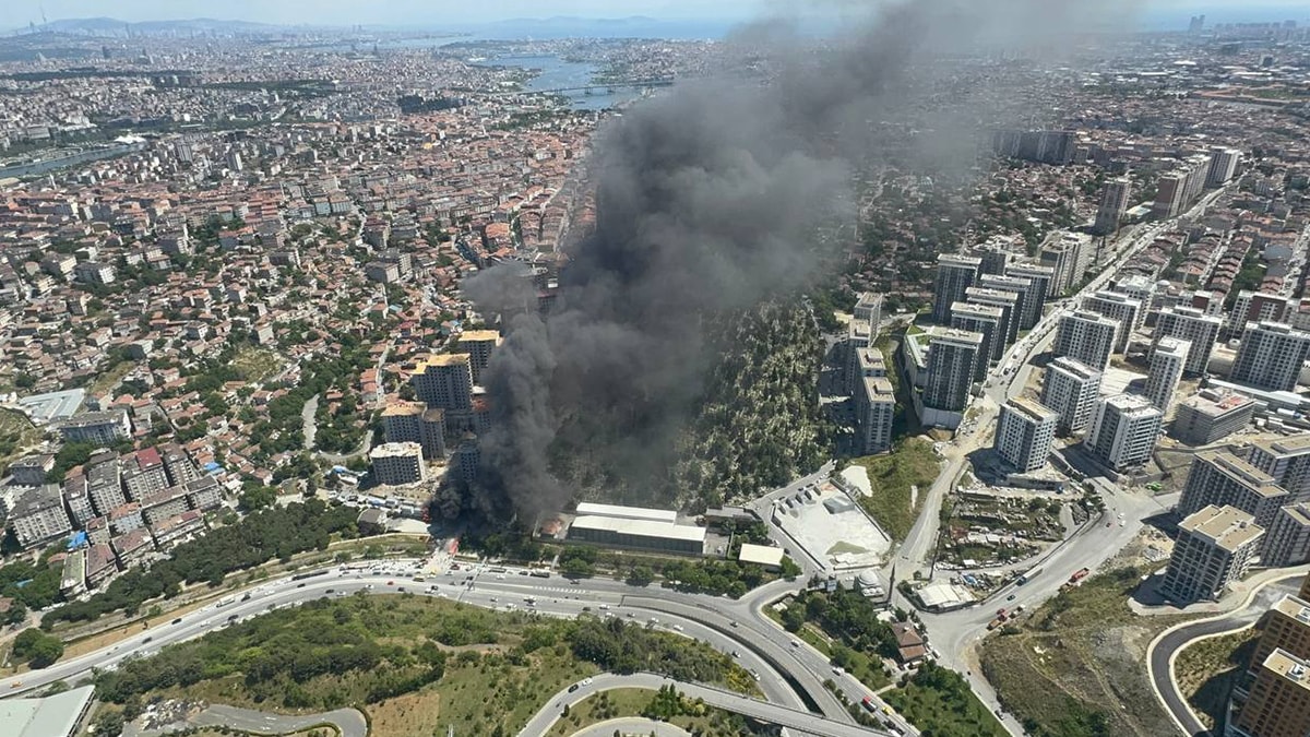 Gazisomanpaşa'da işçilerin kaldığı konteynerde yangın