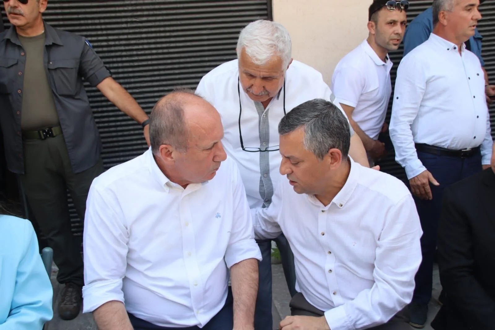Özgür Özel ve Muharrem İnce buluştu
