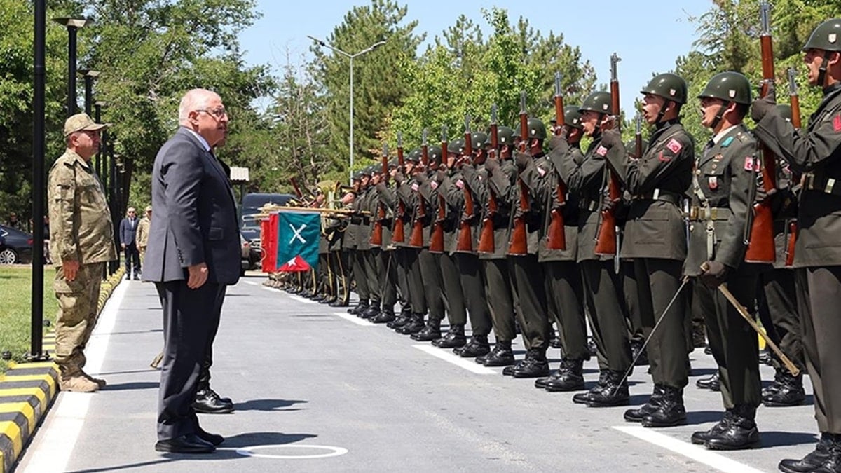 Bakan Güler'den PKK açıklaması: Fesih kararı  bir an önce hayata geçirilmeli