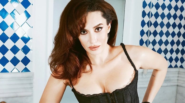 Hande Doğandemir eski aşkına geri döndü