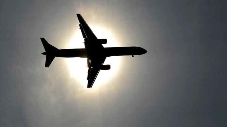Irak, hava sahasını tüm uçuşlara kapattı