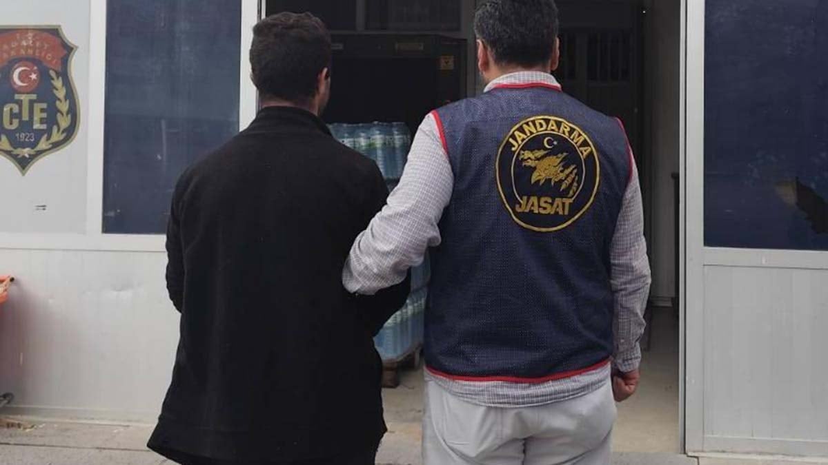 Suç makinesi AVM'de yakalandı