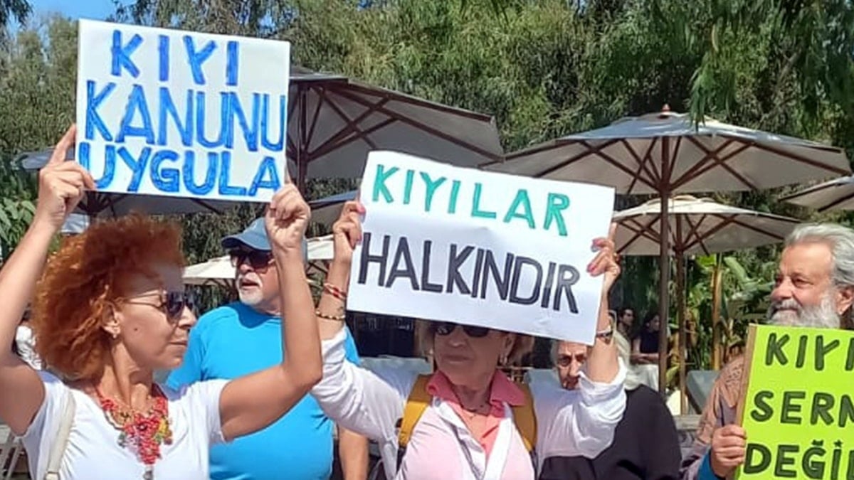 Gümüşlük'te "Kıyılar Halkındır" eylemi
