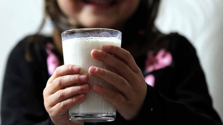 Ruslar 26 Haziran’da süt içmezler, sebebi sandığınızdan çok farklı!