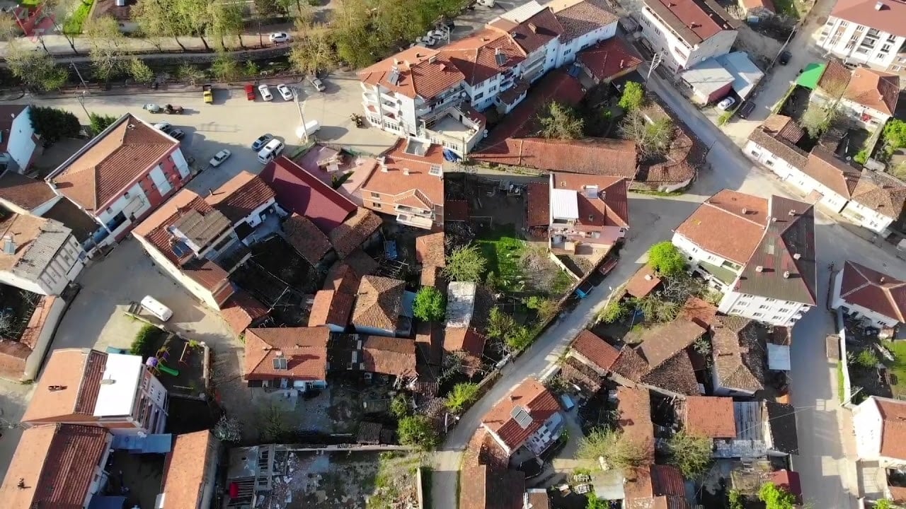 O ilin iki mahallesi her an ilçe olabilir!