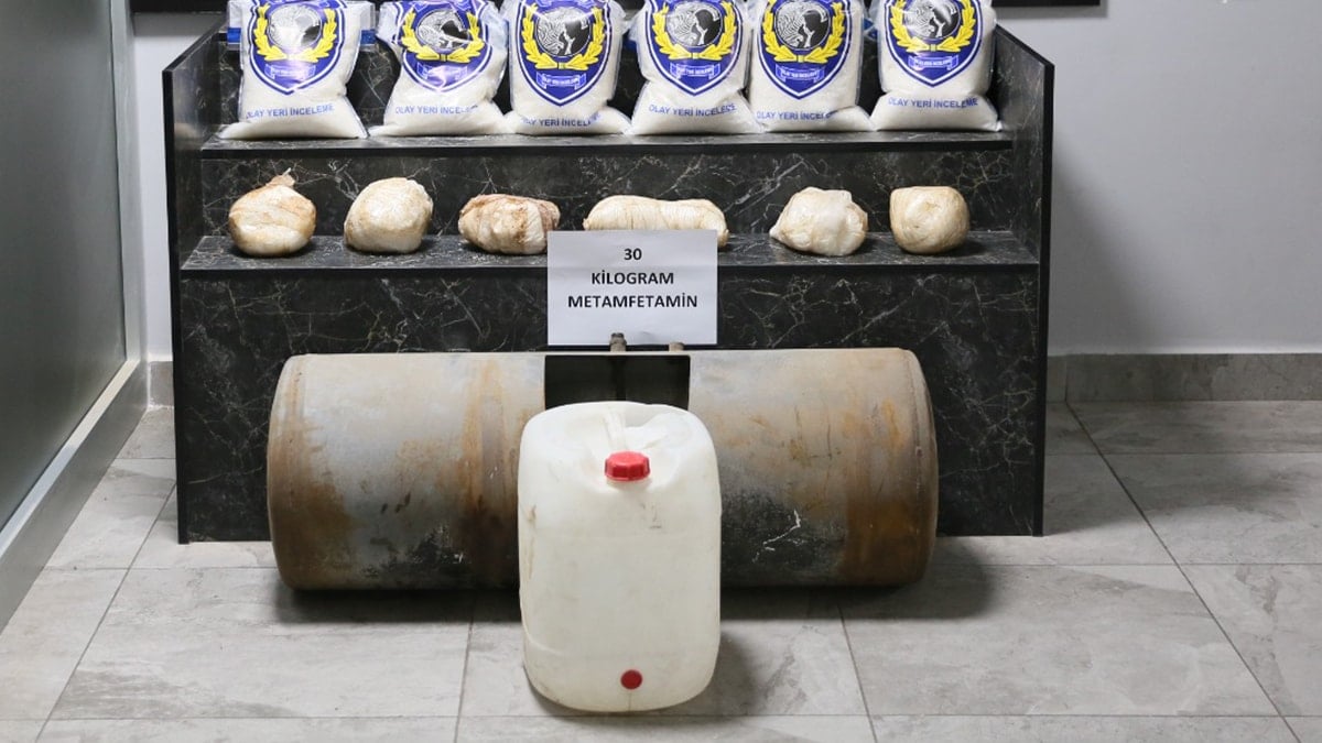 TIR'dan 30 kilogram metamfetamin çıktı