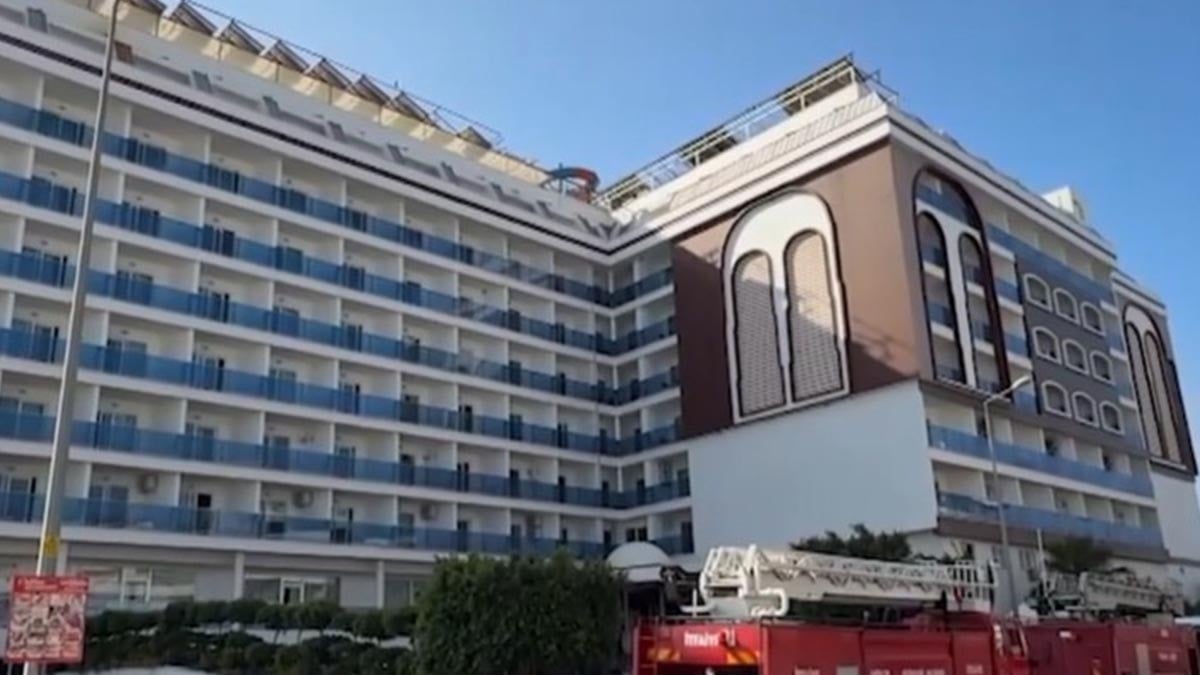 Beş yıldızlı otelde yangın! Müşteriler tahliye edildi