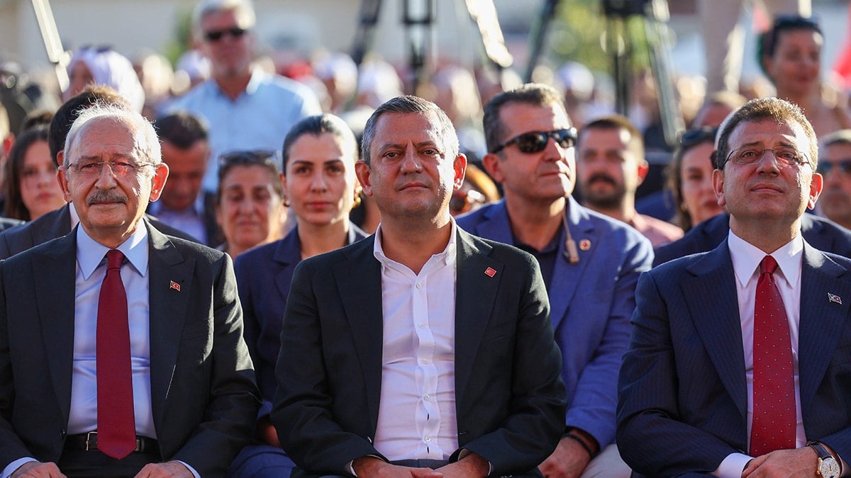 Silivri'de 'kurultay' trafiği: Özgür Özel görüşme sonrası ne açıklama yapacak?