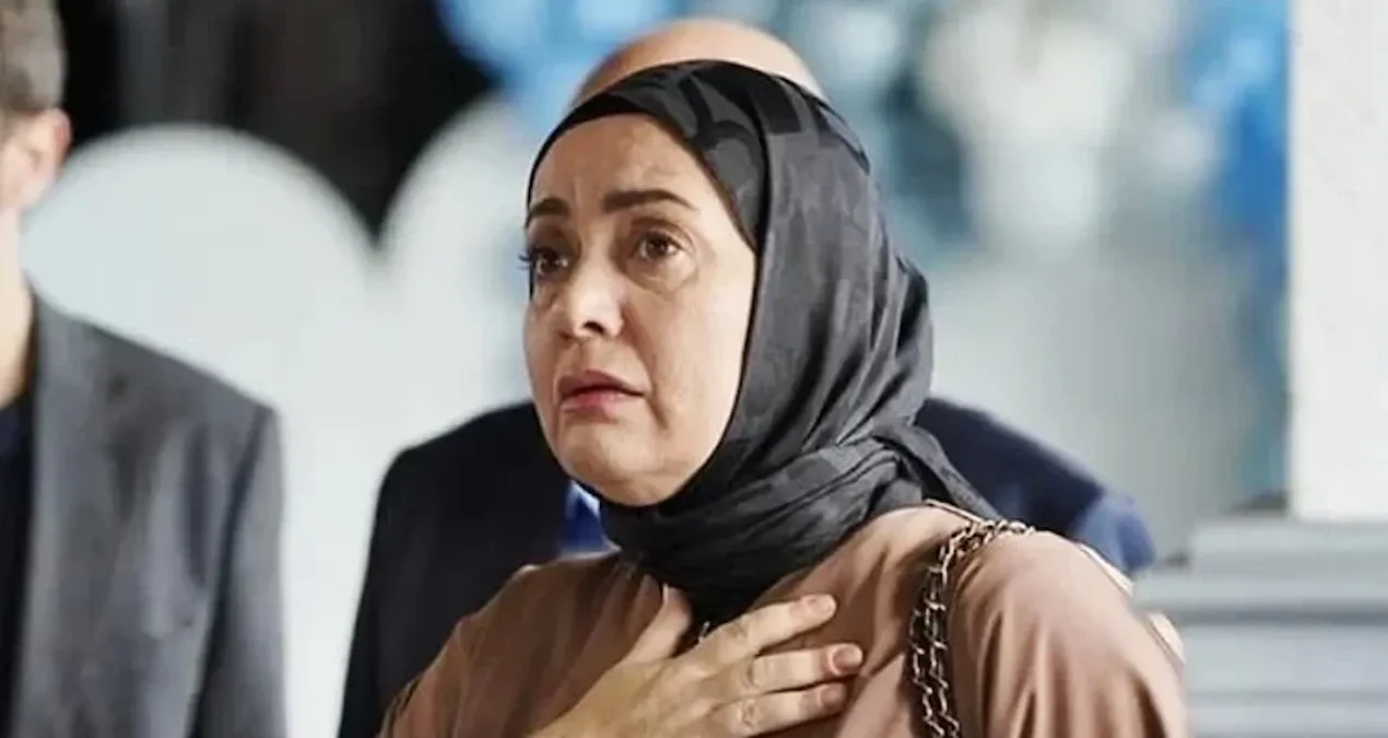 Kızılcık Şerbeti'nden ayrılığı olay olmuştu.. Yeni rolü hakkında ilk kez konuştu thumbnail