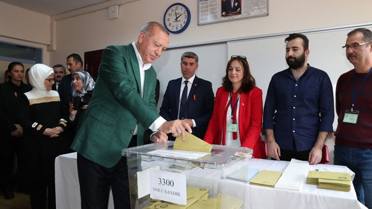 Son ankette vatandaş Erdoğan'ın yeniden adaylığına yeşil ışık yakmadı! AKP ve MHP ayrıntısı...