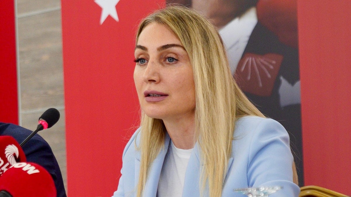 İmamoğlu’nun eşi sahaya indi, tutuklu aileler platformu kurdu