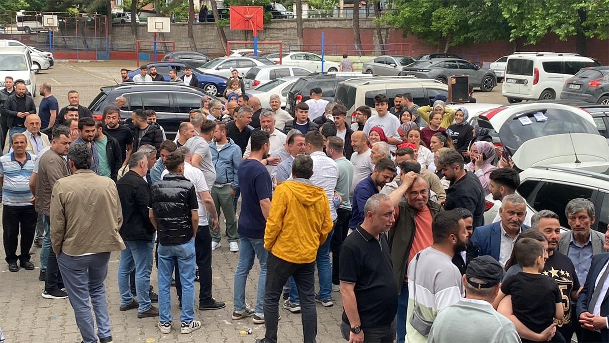 Kadın ve kocası hapis cezası aldı, mahalle seçime gitti