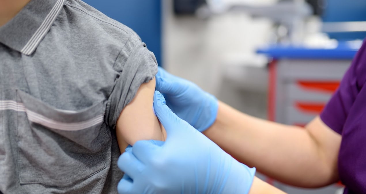 shutterstock2473750105-1jpg-hIdMNecIAEKa0SSWETY4yg Ülkeler alarma geçti! 10 kişiden 9’una bulaşıyor