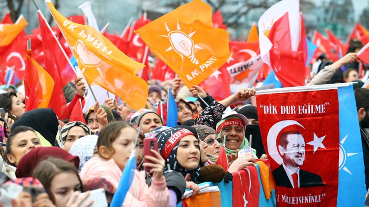 AKP'liler de ekonomi ve adaletten ümidi kesti