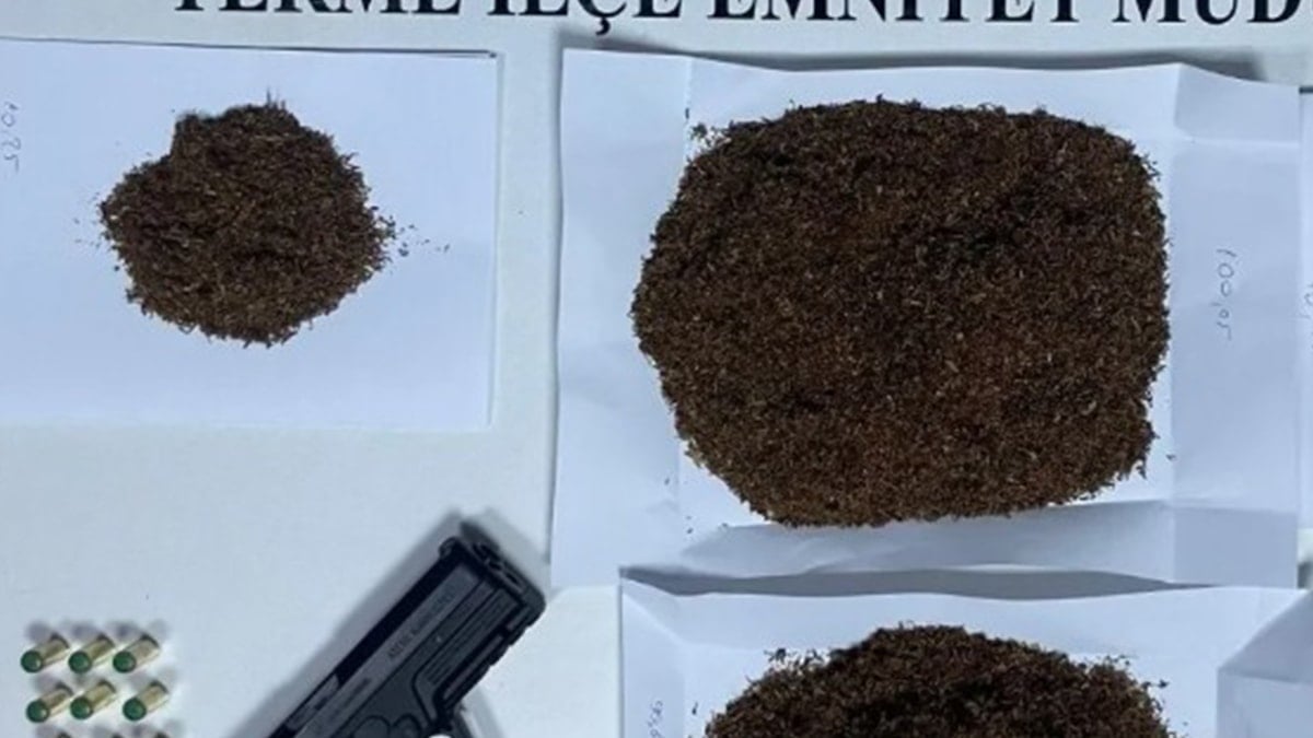 Samsun'da durdurulan araçtan uyuşturucu ve silah çıktı