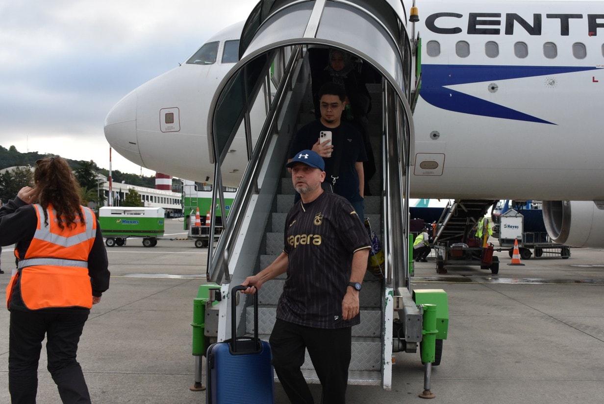 Trabzon ile Taşkent arasındaki uçak seferlerinde ilk yolcular geldi