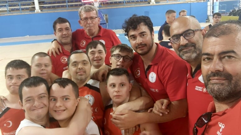 Basketball-Nationalmannschaft mit Down-Syndrom schlägt die USA