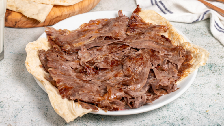 Ünlü dönercinin menüsündeki et gramajı sosyal medyayı ayağa kaldırdı