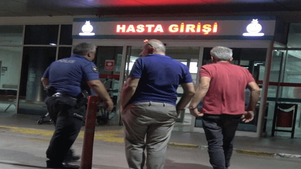 İzmir'de Havalandırma borusunda ruhsatsız tabancalar yakalandı